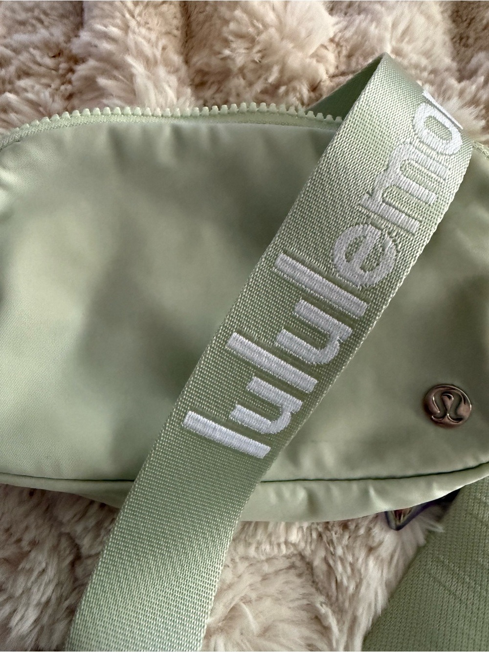 LULULEMON EVERYWHERE BELT BAG WITH LONG STRAP 1L - Picture 9 of 16